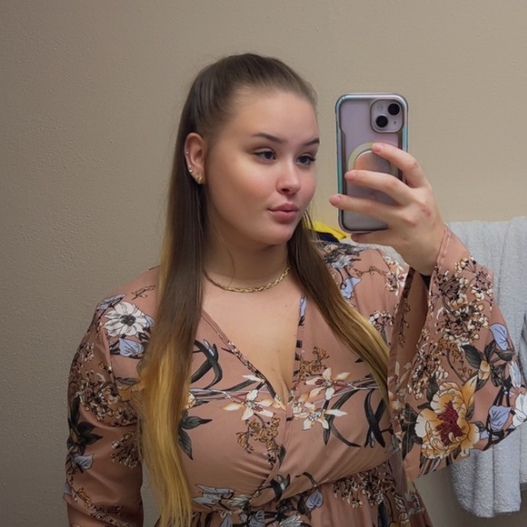 anaangiek810